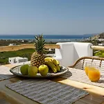 Naxos Earth Hotel *