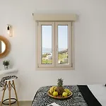 Hotel Naxos Earth *