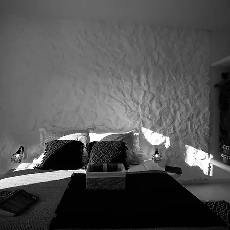 Naxos Earth Hotel