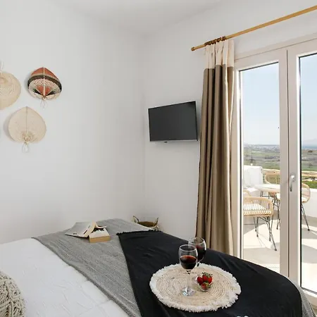 Naxos Earth * מיקרי ויגלה