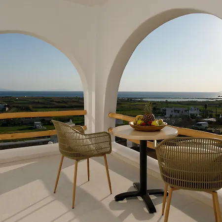 Naxos Earth * מיקרי ויגלה