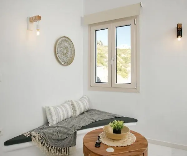 Naxos Earth Mikri Vigla