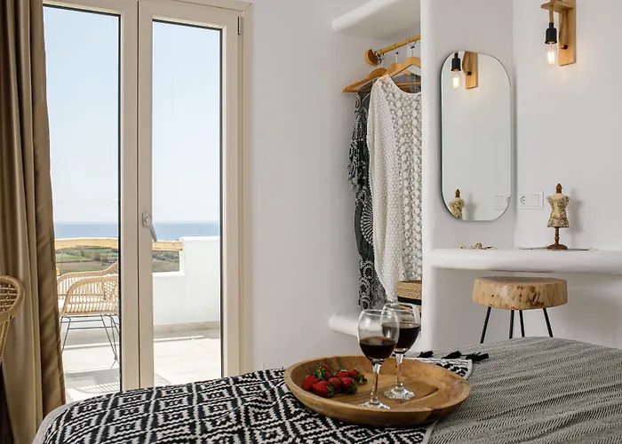 Naxos Earth * 米科利维亚